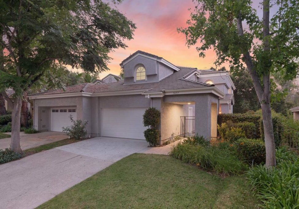 5657-tanner-ridge-ave-frontyard-twilight-1